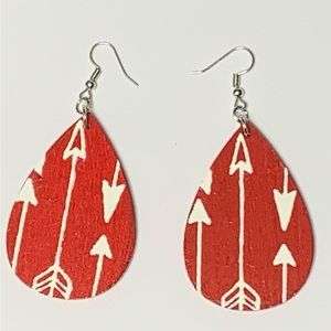 Wooden teardrop earrings